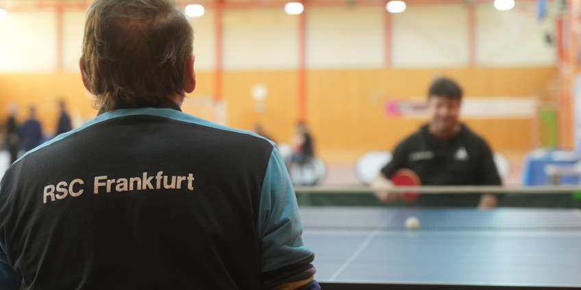 Sport für alle in der Fabriksporthalle Fechenheim - u. a. mit Rollstuhl-Tischtennis vom RSC Frankfurt e.V. Foto: Kevin Q Bui