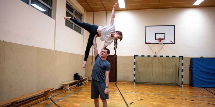 Der Frankfurter Volleyball-Verein bot Akrobatik...