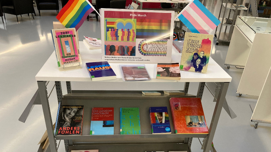 Büchertisch im Vorjahr