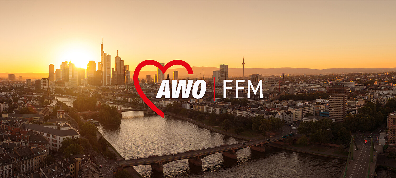 Abendhimmel über Frankfurt 