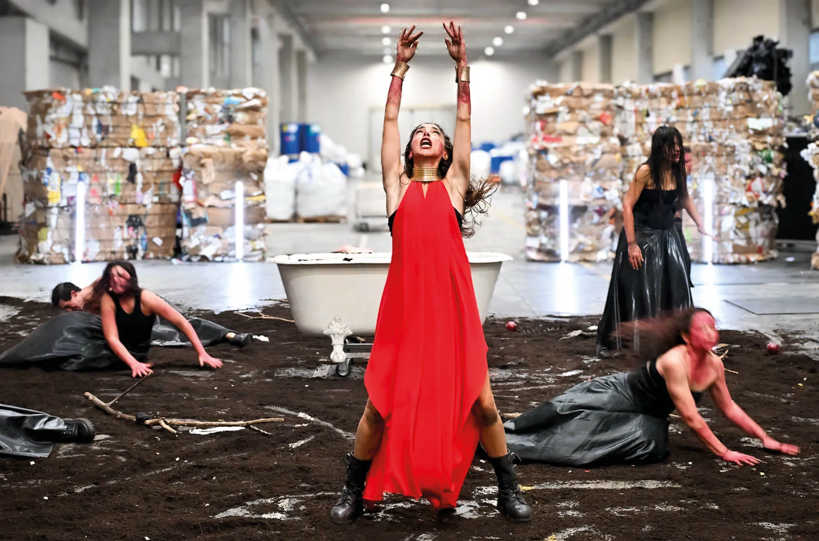 DOMINA – Verdi’s heroines, eine Produktion des Ondadurto Teatros wird am 17.09. um 21:00 , am IF*TF aufgeführt